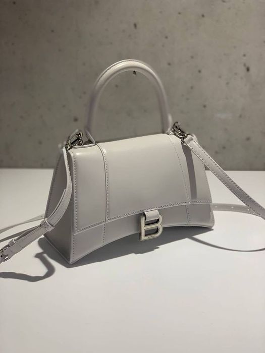 Poșetă balenciaga 250 lei