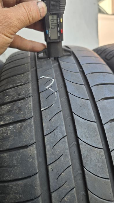 Vând roți originale Mercedes echipate cu anvelope de vara 205 55 16