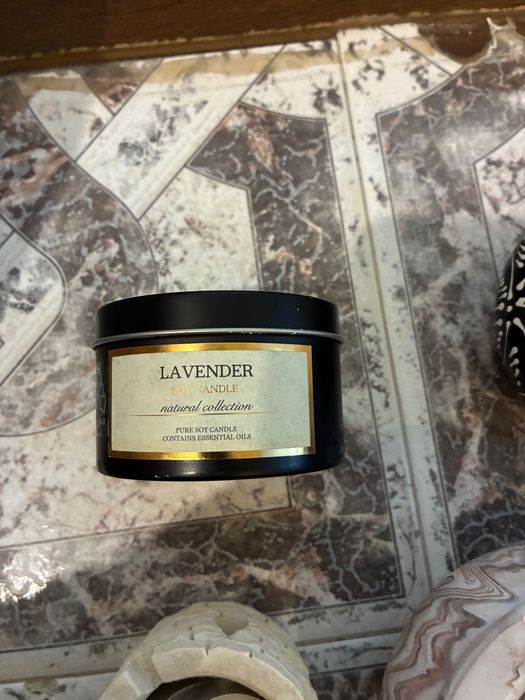 Свещи, свещници, пепелници