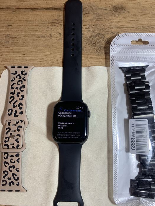 Продаю Apple Watch Series 5 44 мм
