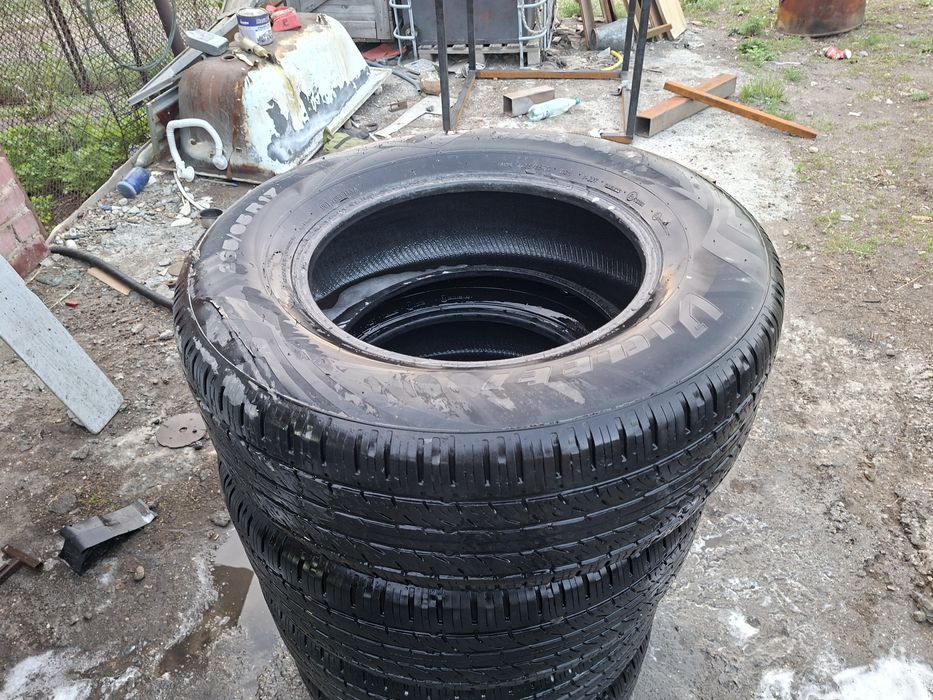 Продам резину 265/65/17