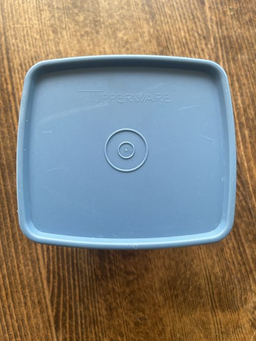 Кутия за торта Tupperware