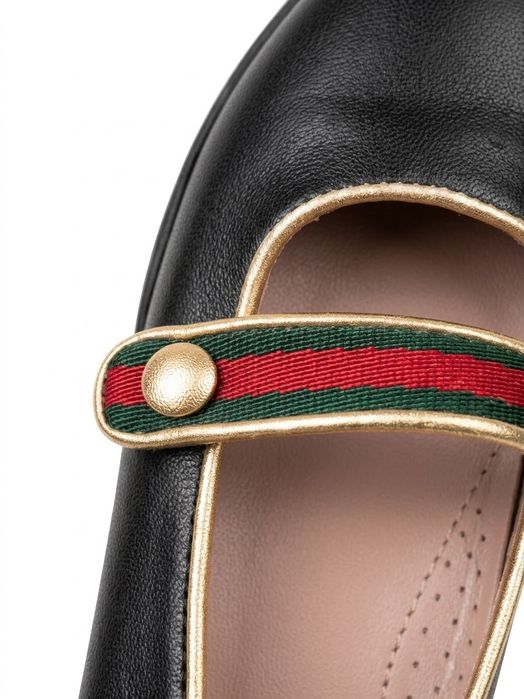 GUCCIi flashtrek sneakers KIDS