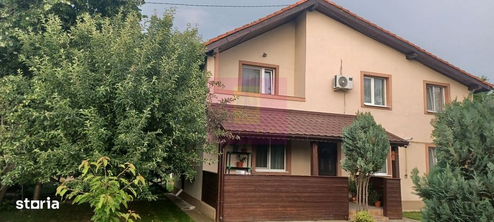 Săbăreni, casă 2009, P+1, terasă, garaj, curte 315 mp