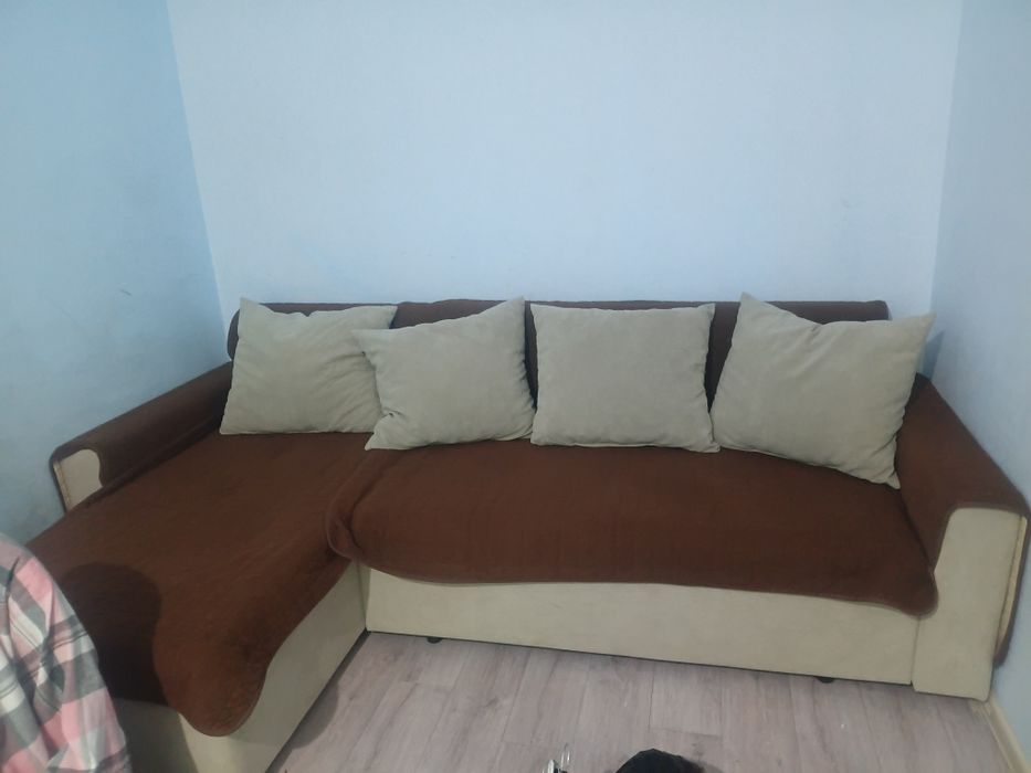 Продам      диван