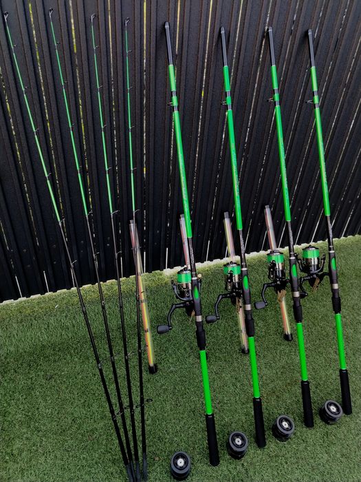 SET 4 Lansete Feeder Dunare FL AQUA FORCE 200g 2.40m + 4 Mulinete East