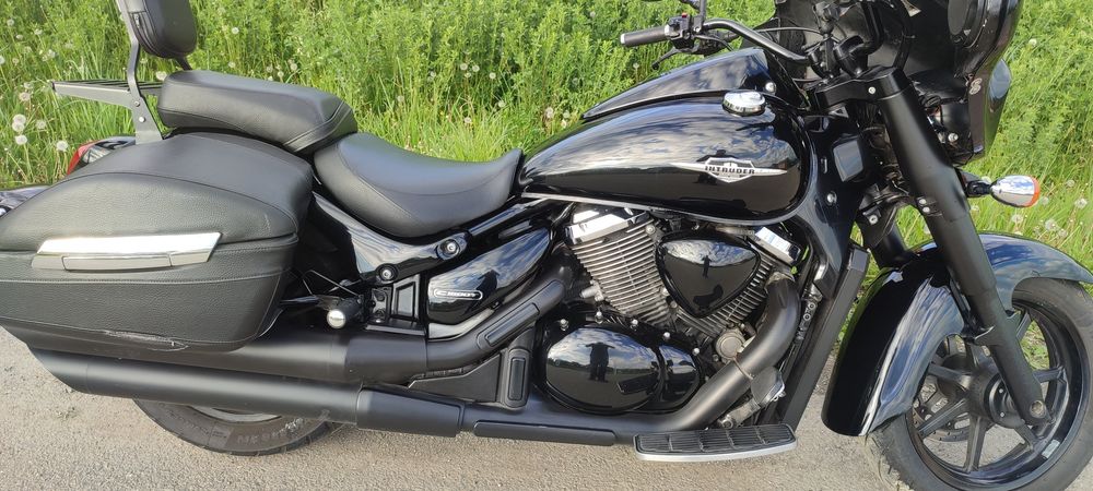 Suzuki VL 1500 Intruder Black Edition