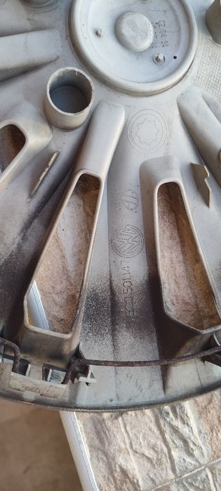 Продавам джанти "15"  с гуми