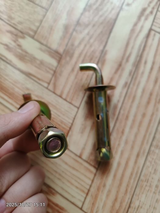 Продаются анкера угловые