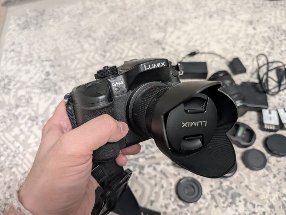 Комплект Panasonic Lumix GH4 + 4 объектива (Macro/Portrait/Zoom)  4К