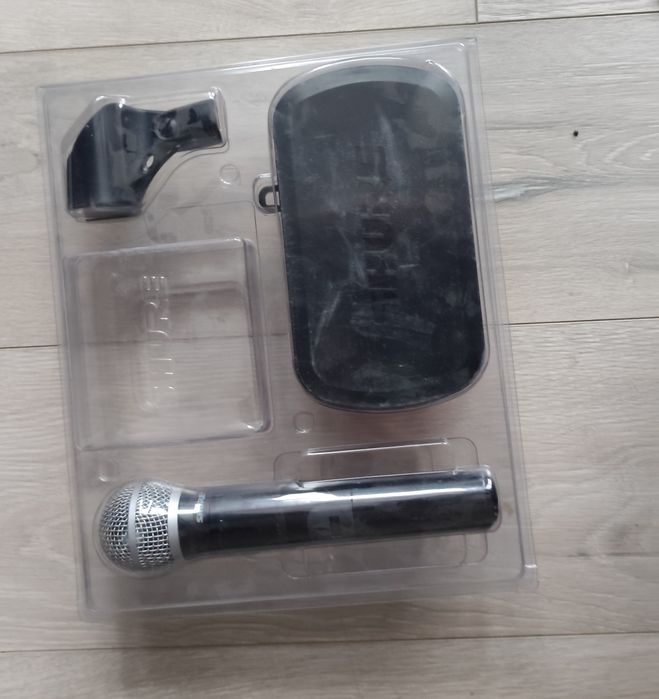 Беспроводной микрофон Shure