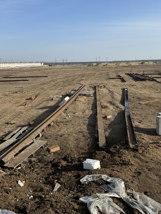 Трубы уголки  новые