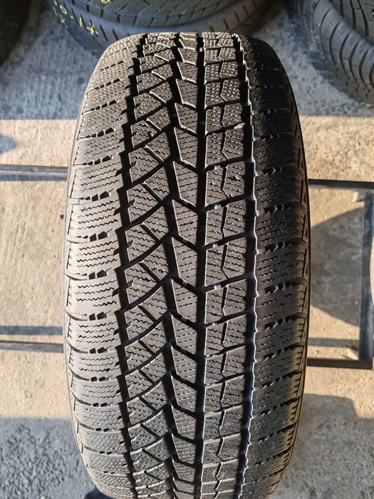 1 anvelopa 225 55 17