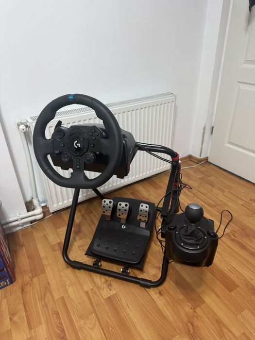 Vand logitech g923 se cu suport