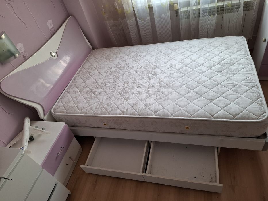 Юношеско Легло с матрак -130 лв