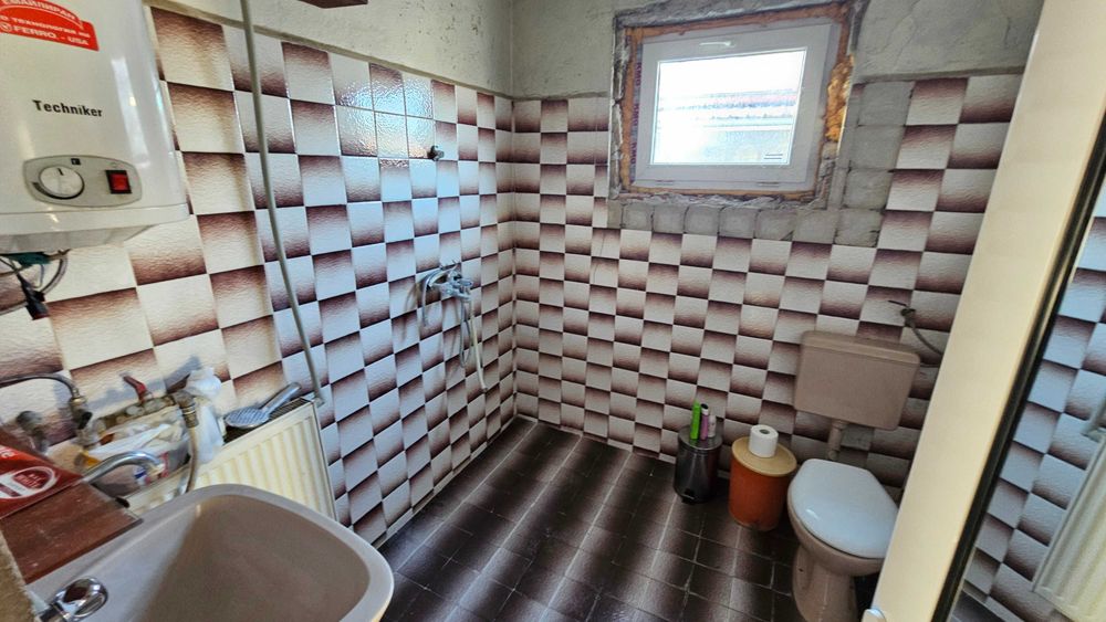 Продава се Къща в с. Гецово, Област Разград - 144 кв.м за 602 €/кв.м - Снимка #4