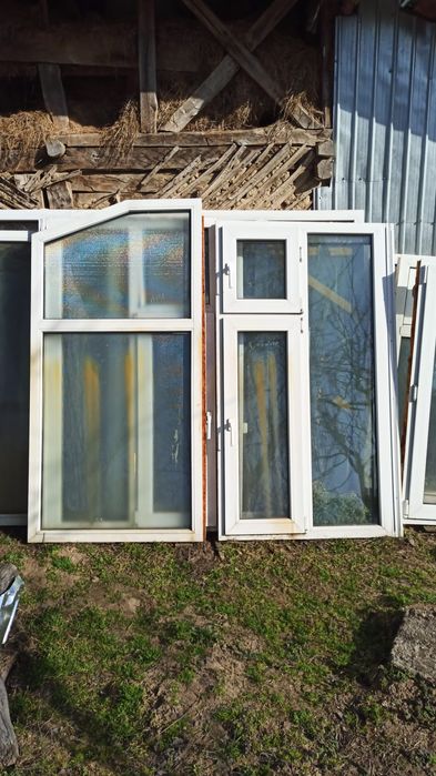 Vânzare Termopane 5 ferestre oscilo si 2 balcoane