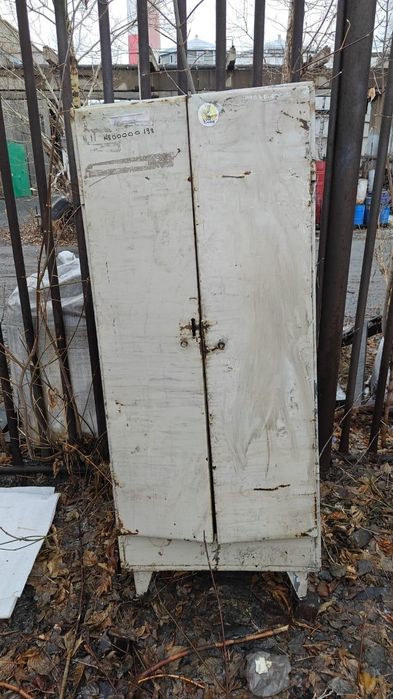 Шкафы для раздевалки