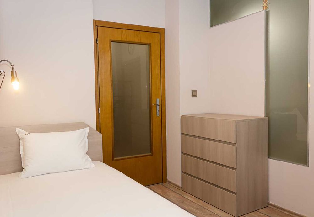 Дава се под наем Тристаен апартамент в Варна, Чайка - 76 кв.м за 550 € - Снимка #19