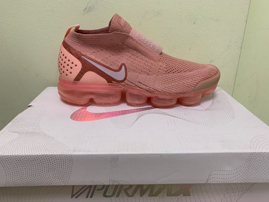 Нови дамски маратонки Nike Vapormax Flyknit pink налични 38 номер