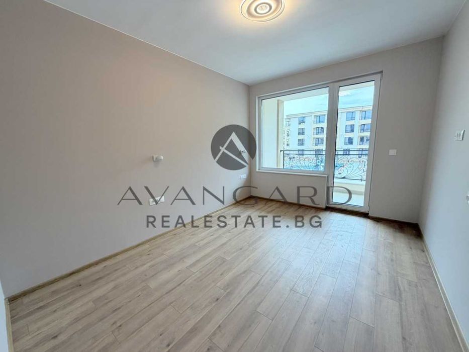 Продава се Двустаен апартамент в Пловдив, Кършияка - 74 кв.м за 1069 €/кв.м - Снимка #3