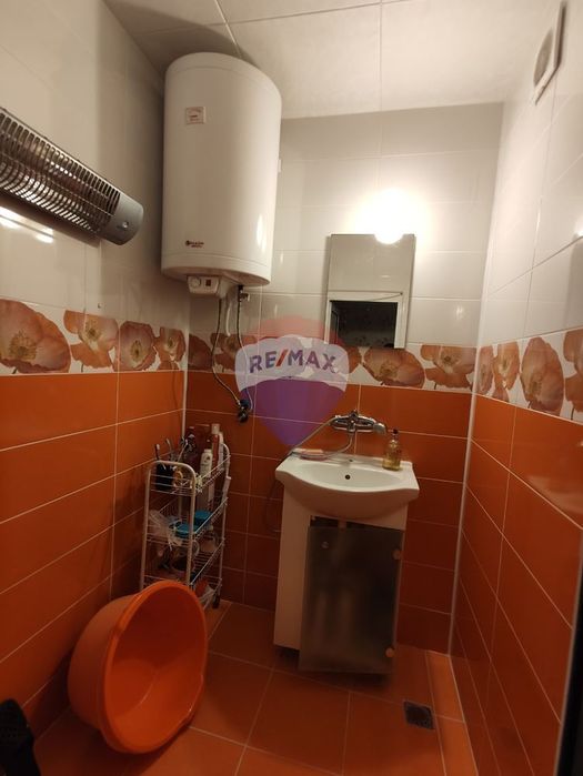 Апартамент с три отделни стаи, ж.к. Владислав Варненчик, гр. Варна П.