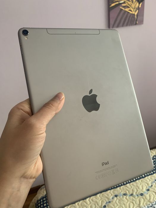 Продам Apple iPad pro 10.5-inch 256 gb space grey