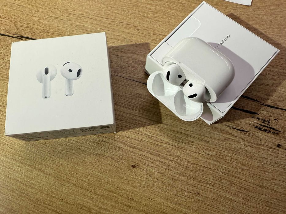 Casti APPLE AirPods 4, In-Ear, Microfon, Carcasa Incarcare USB-C, alb