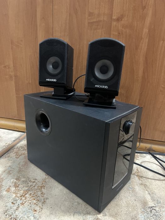 Продам музыкальный центр Microlab M-800 в идеальном состоянии!