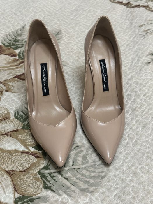 Лодочки туфли б/у бежевые