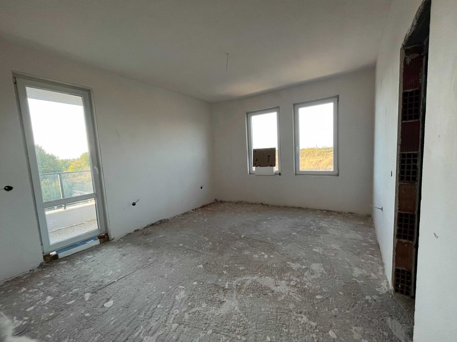 Продава се Къща в Пловдив, Коматево - 730 кв.м за 600 €/кв.м - Снимка #2