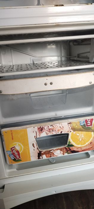 Продам холодильник