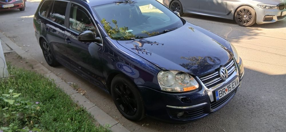 Vând Golf 5 2.0 tdi