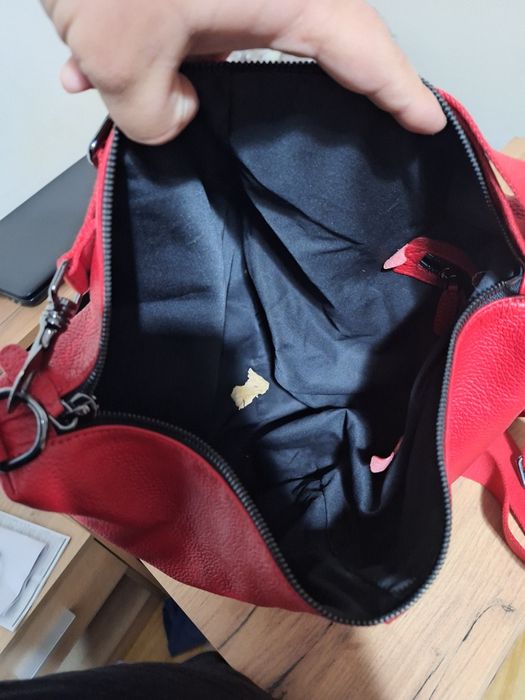 Urgent !! Ghozdan (geanta ) rosu piele Musette