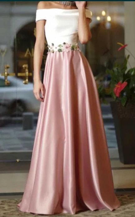 Rochie ocazie roz pudra din tafta de calitate M-L usor negociabil