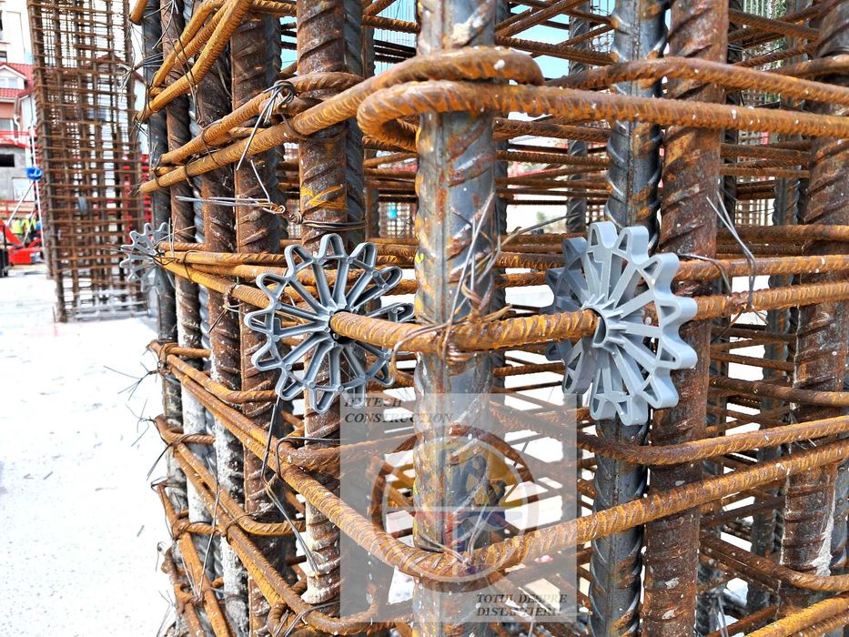 Distantieri armaturi tip Rozeta