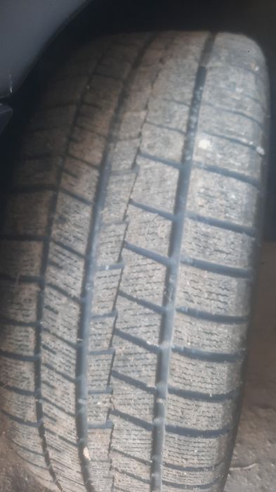 Продам шины 2 шт. 245/45r18