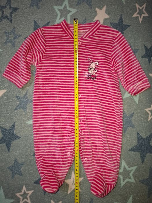 Продам ветровку на девочку р 80