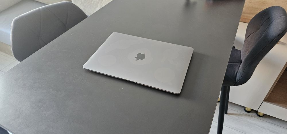 макбук эйр м1 серый