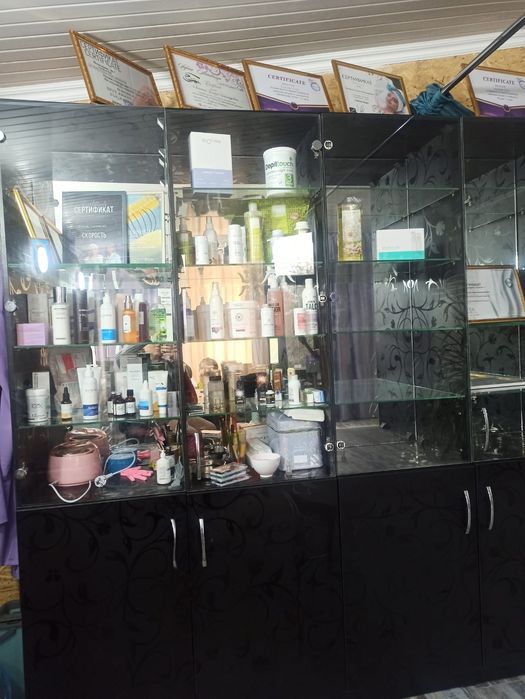 Продам шкаф для салона