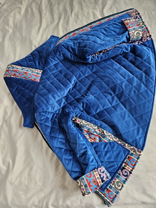 Ұл балаларға шапан капюшонымен