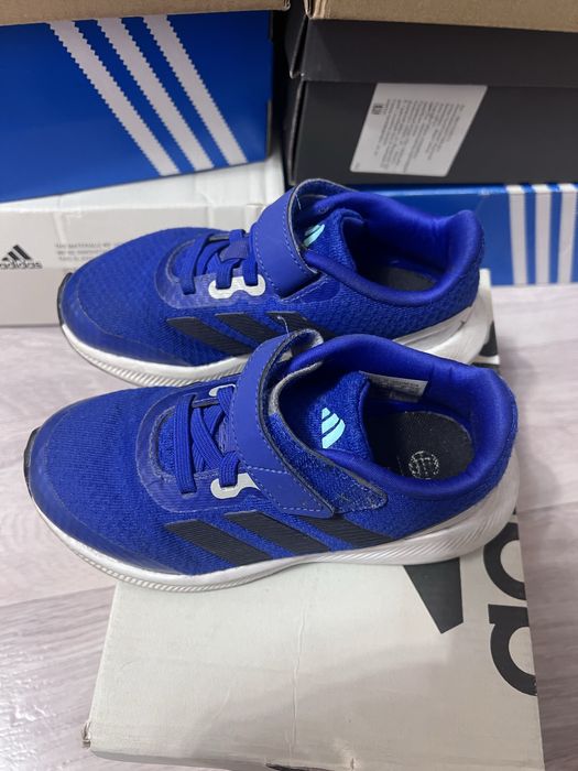 Кроссы Adidas 28 размер