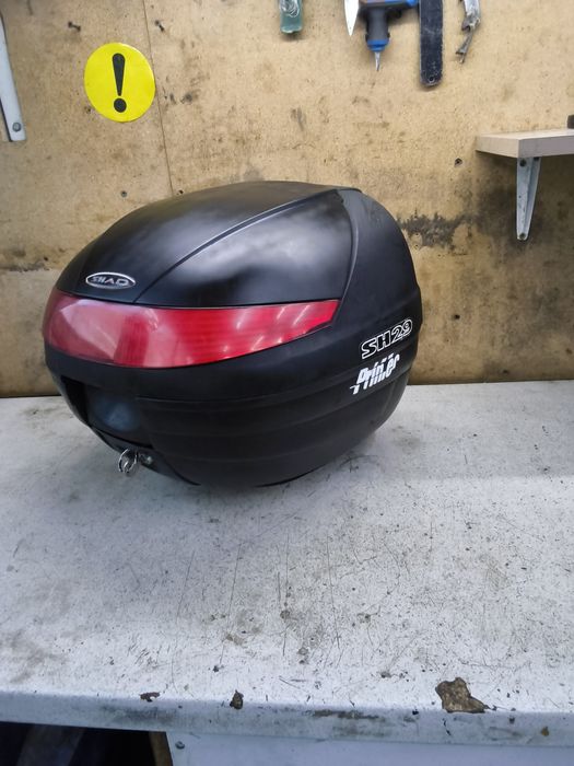 Topcase / Cutie Moto Scuter SHAD SH29 + Placă de prindere (Talpă) – Încape cască mare