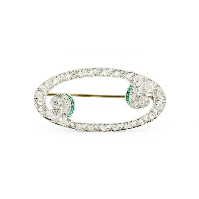 brosa Art Deco cca 1930, platina, smaralde, diamante 2.88 ct, certif.