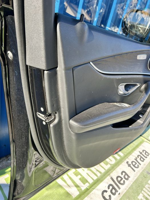 Broască ușă , încuietoare ușă stânga față Mercedes W213
