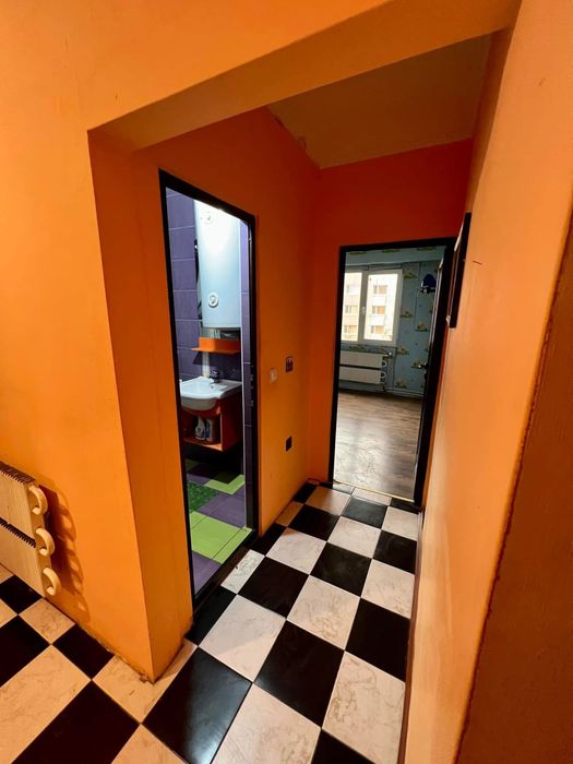 Дава се под наем Тристаен апартамент в Смядово - 98 кв.м за 178.5 € - Снимка #1