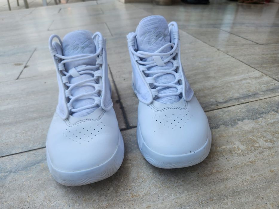 Jordan Max Aura 4 White/Pure Platinum