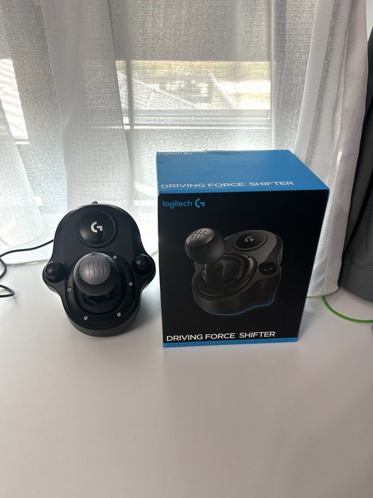 Vand Volan Logitech G920 pentru |XBOX,PC| +schimbator manual