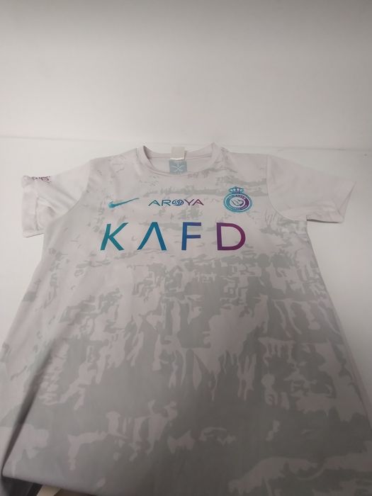 Tricouri de fotbal stare foarte buna