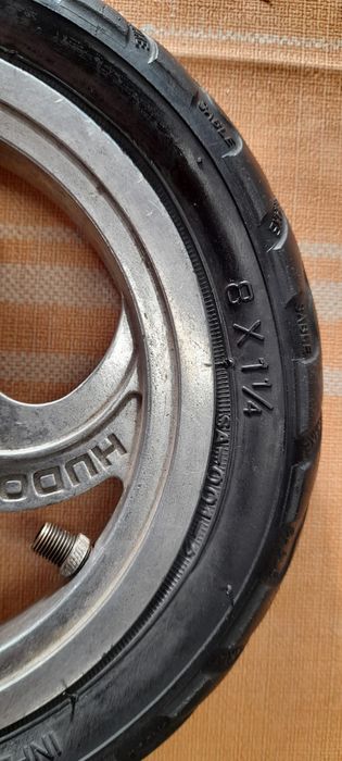 Vând urgent trotineta hudora din aluminiu